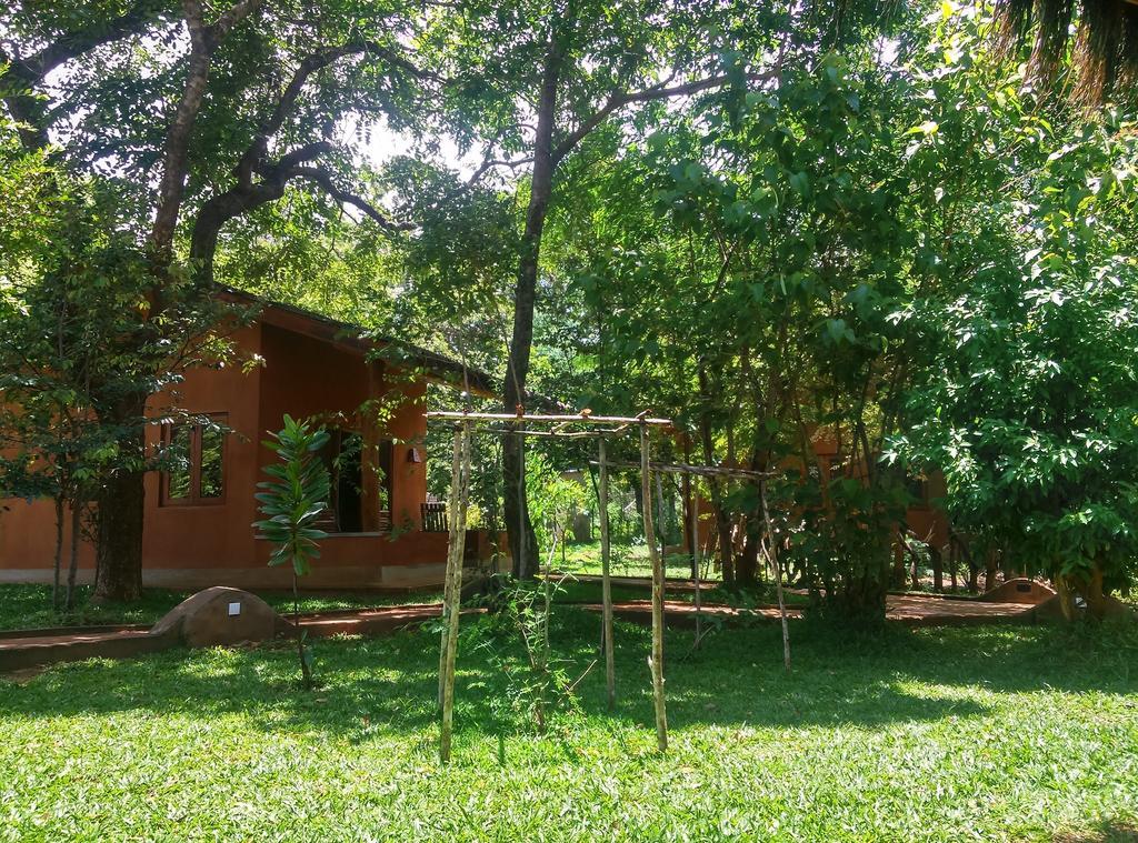 Kuwera Eco Lodge Сігірія Екстер'єр фото